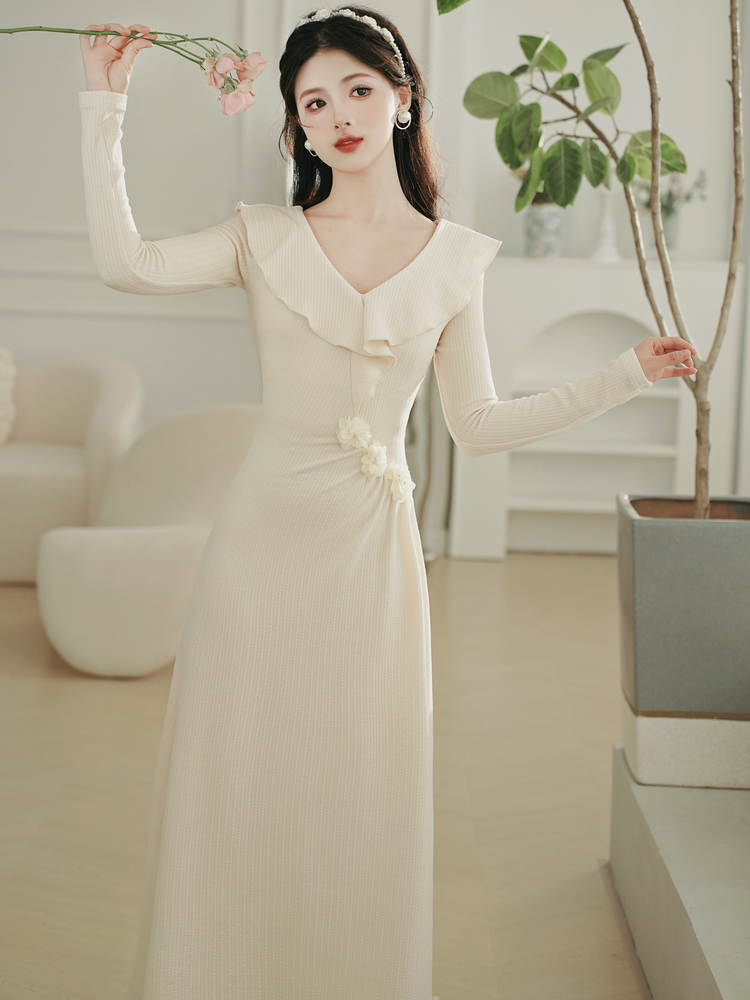 French Retro V-Neck Knit Long Dress - Image 2