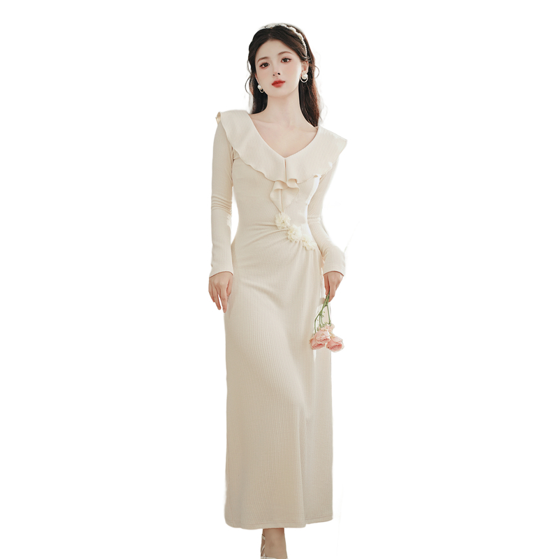 French Retro V-Neck Knit Long Dress - Image 5