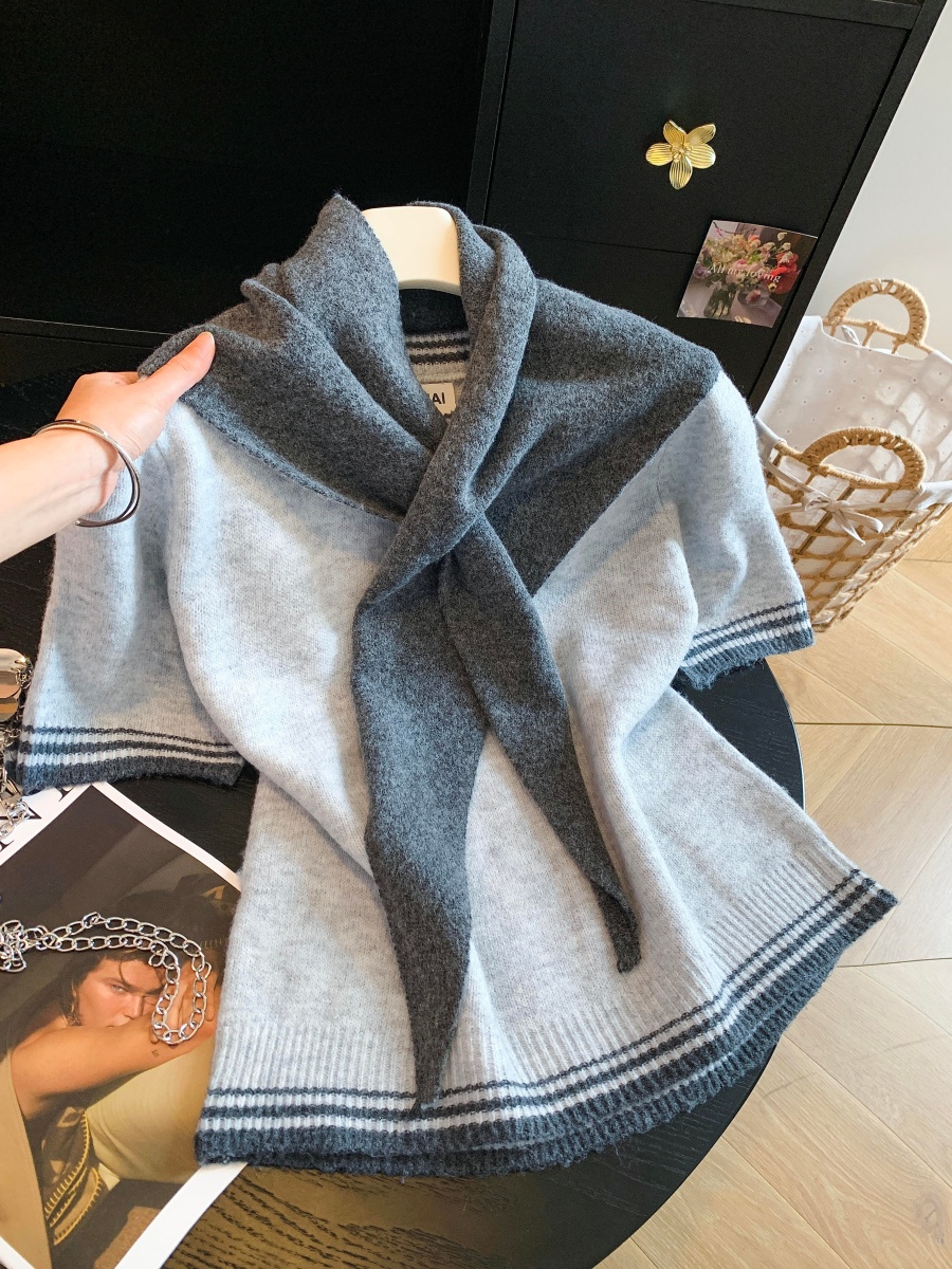 Retro Blue Short Sleeve Knit Sweater for Women with Cape Fall New High-End Color Block Loose Slimming Top