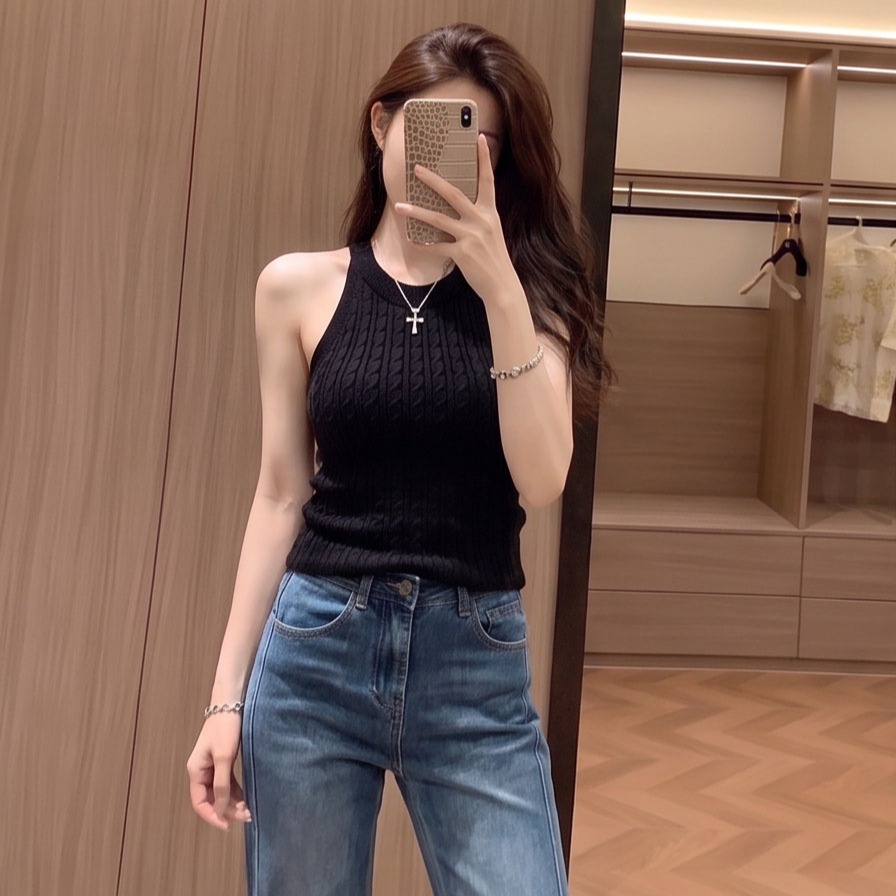 Solid Color Halter Tank Top with Chest Pads Sleeveless Women's Top 2026 Fall - Image 5